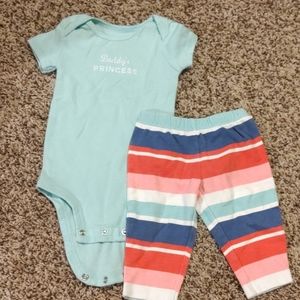 2 piece Carter's set